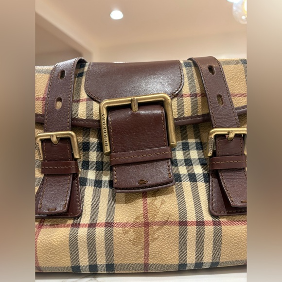 Authentic Burberry Haymarket Check Flap Shoulder Bag - Picture 6 of 7